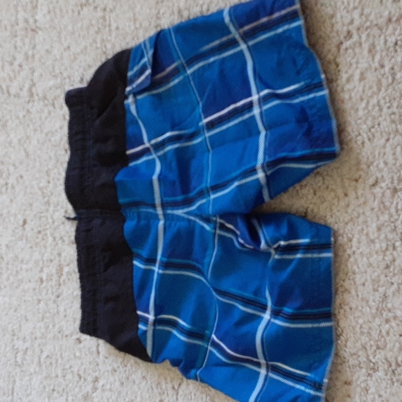 3/$12 boys swim trucks, size xs 4/5 - Picture 2 of 3